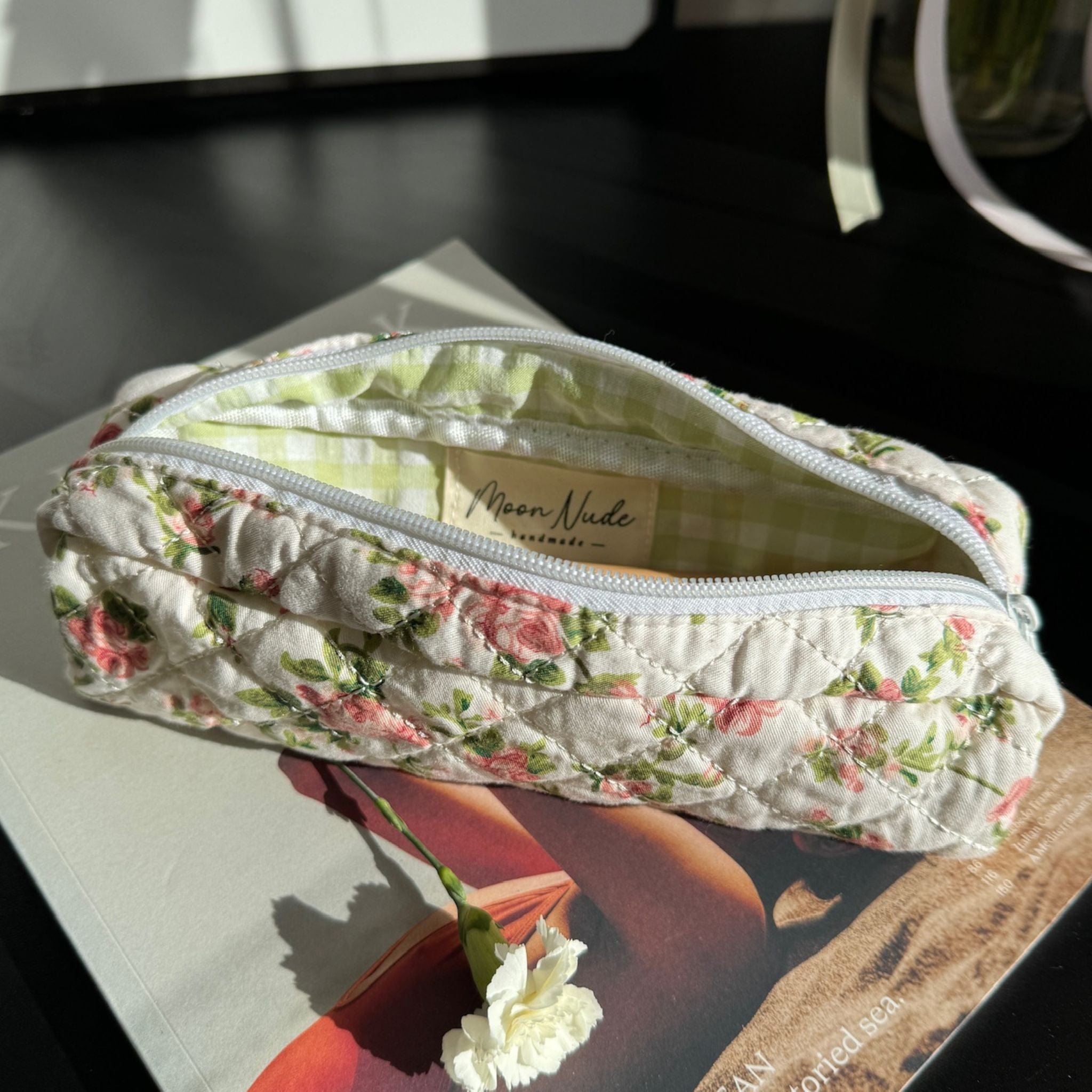 Moon Nude Roze Pencil Case